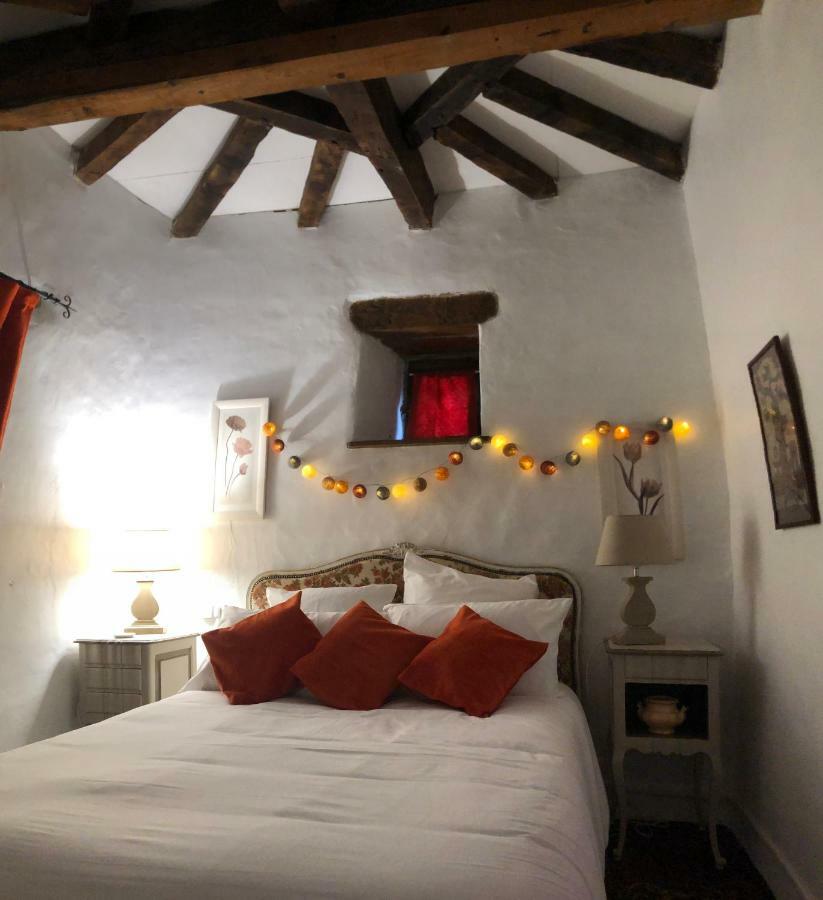 Chateau Porthos Tranquillite Des Pyrenees Lanne-en-Baretous ภายนอก รูปภาพ